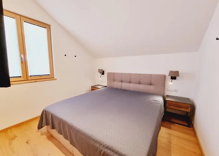 Mei-chalet Feriehus *